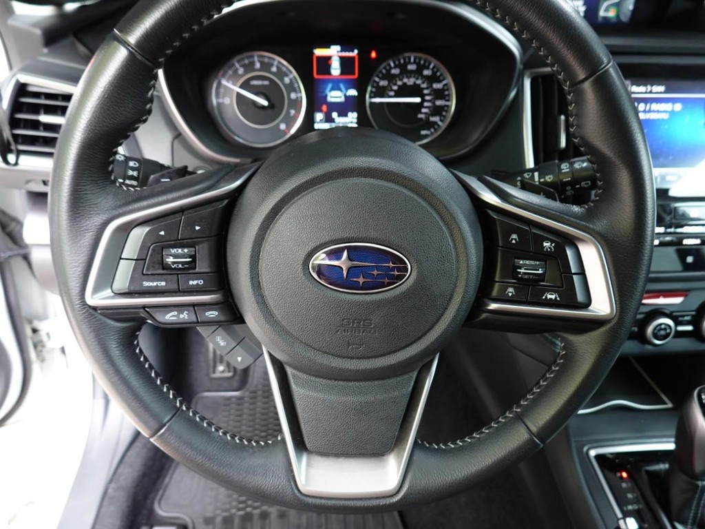 Subaru Impreza Vehicle Full-screen Gallery Image 13