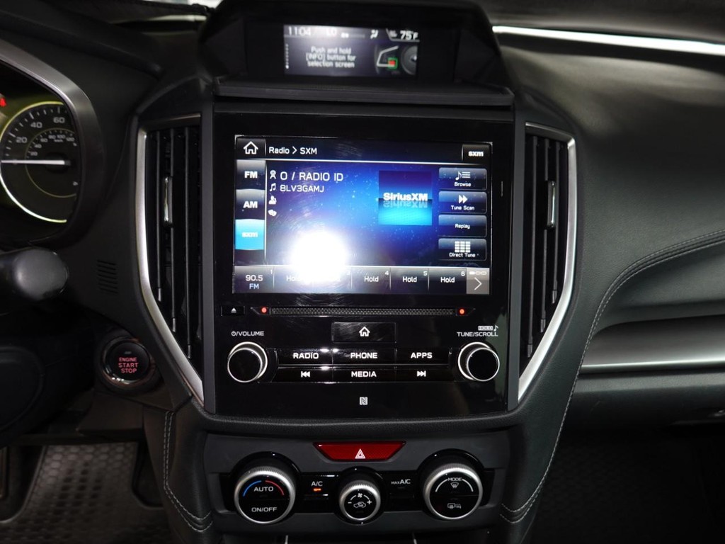 Subaru Impreza Vehicle Full-screen Gallery Image 14