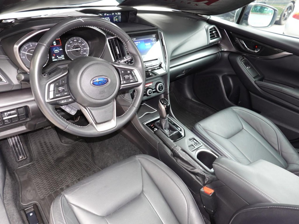 Subaru Impreza Vehicle Full-screen Gallery Image 17