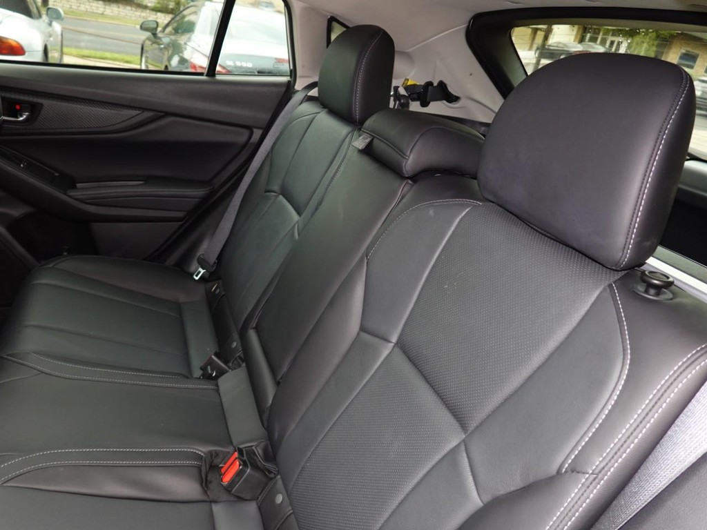 Subaru Impreza Vehicle Full-screen Gallery Image 20