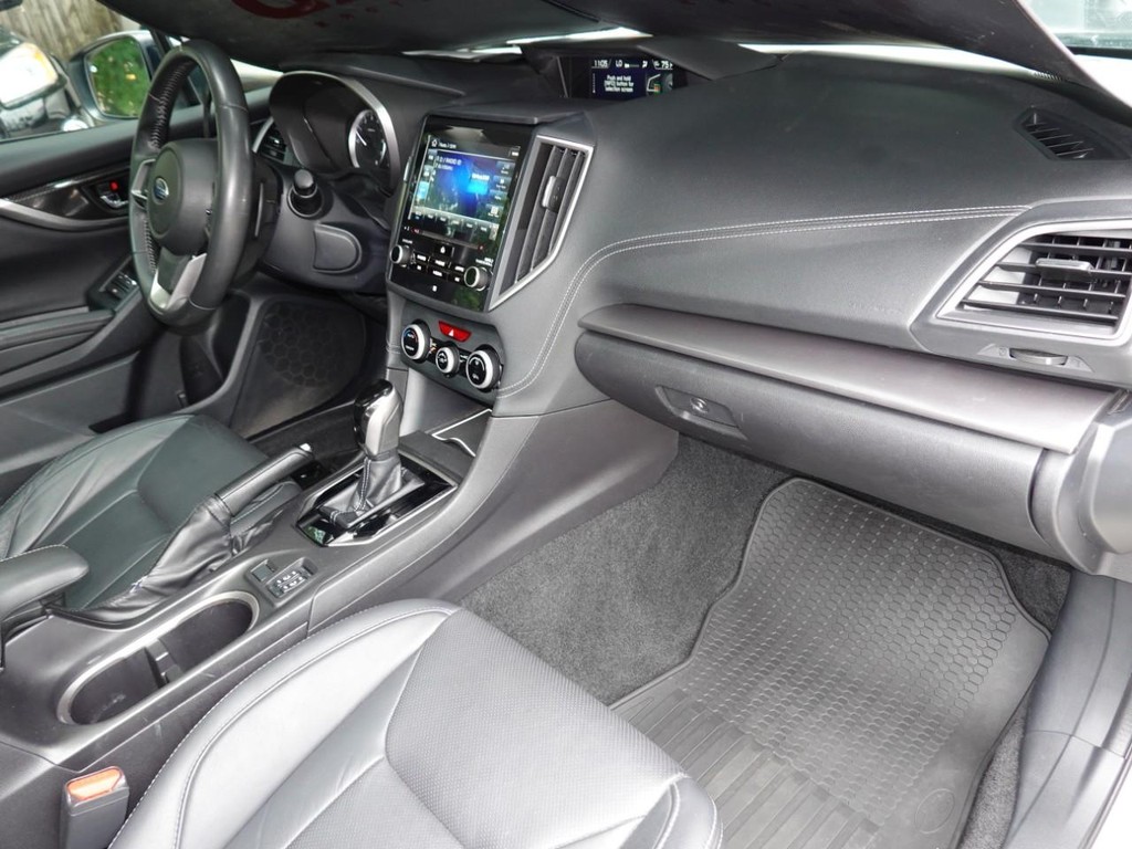 Subaru Impreza Vehicle Full-screen Gallery Image 22