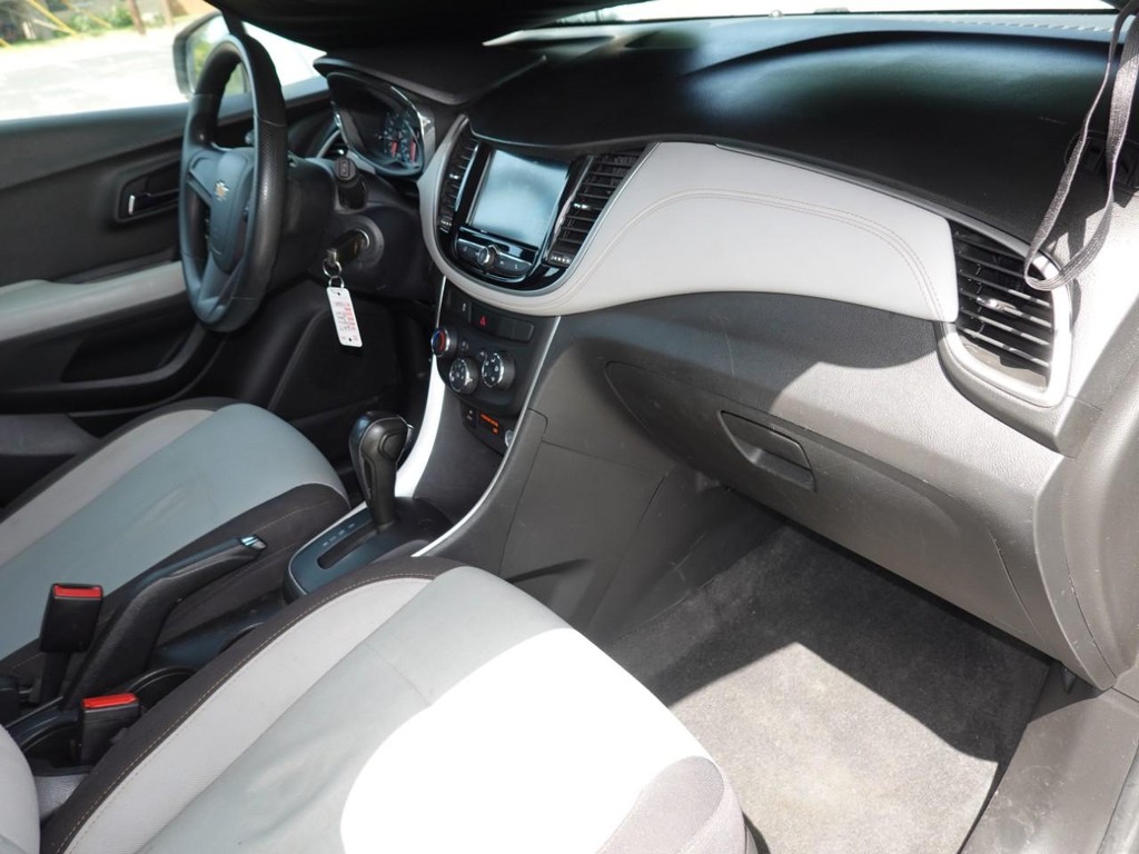Chevrolet Trax Vehicle Full-screen Gallery Image 20