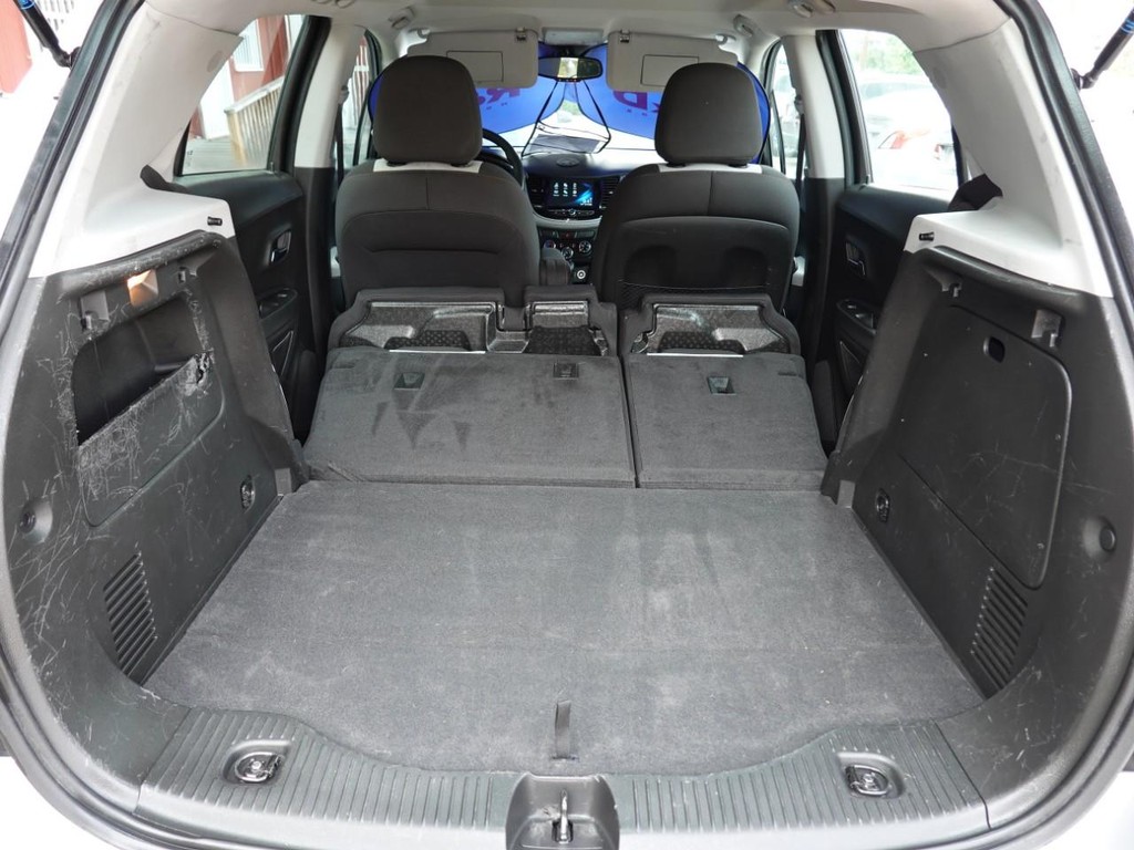2017 Chevrolet Trax LS photo 23