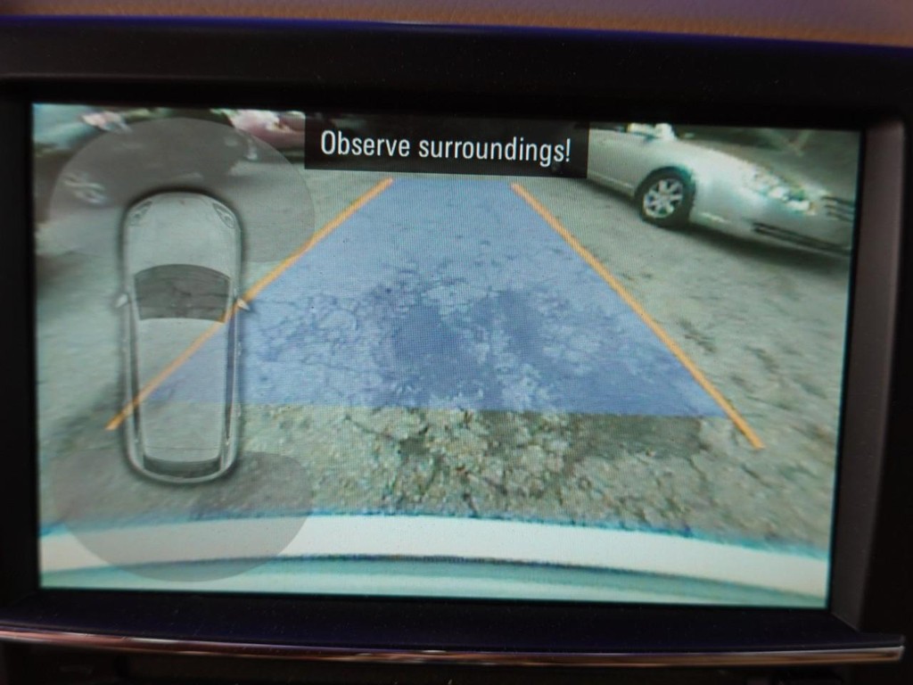 Porsche Cayenne Vehicle Full-screen Gallery Image 15