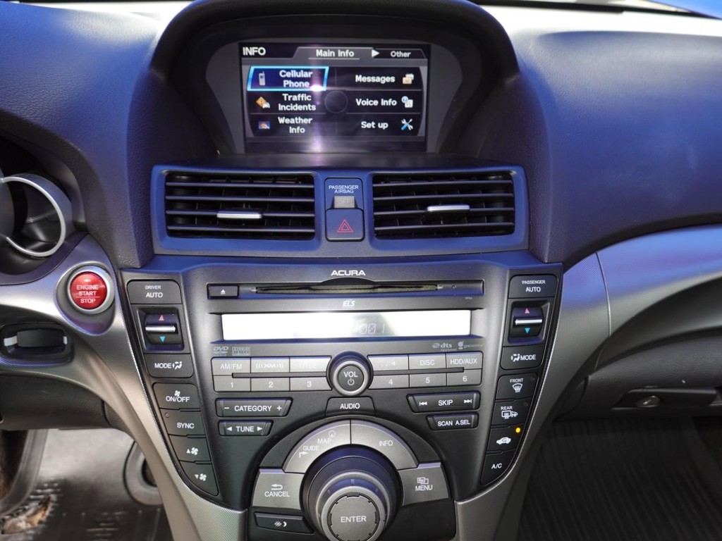 Acura TL Vehicle Full-screen Gallery Image 13