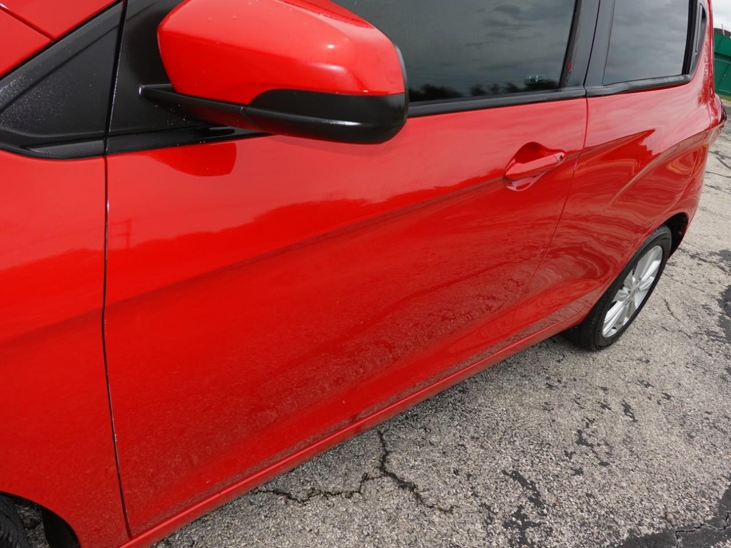 Chevrolet Spark Vehicle Full-screen Gallery Image 10