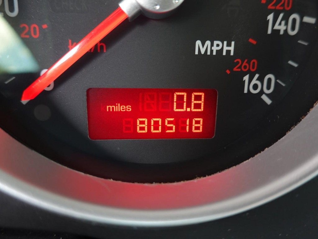 Audi TT Vehicle Full-screen Gallery Image 12