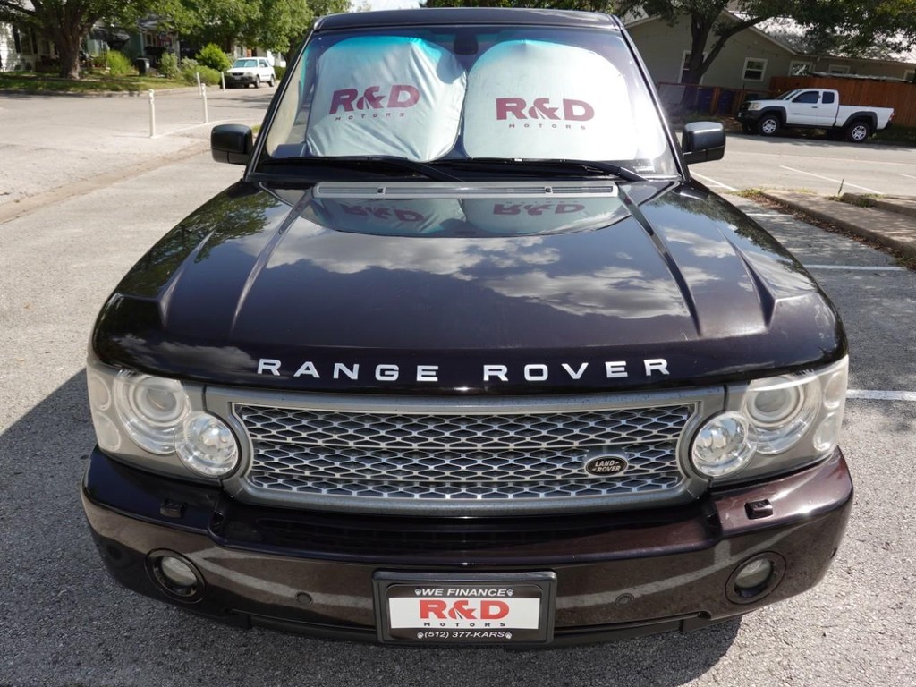 Land Rover Range Rover Vehicle Full-screen Gallery Image 02