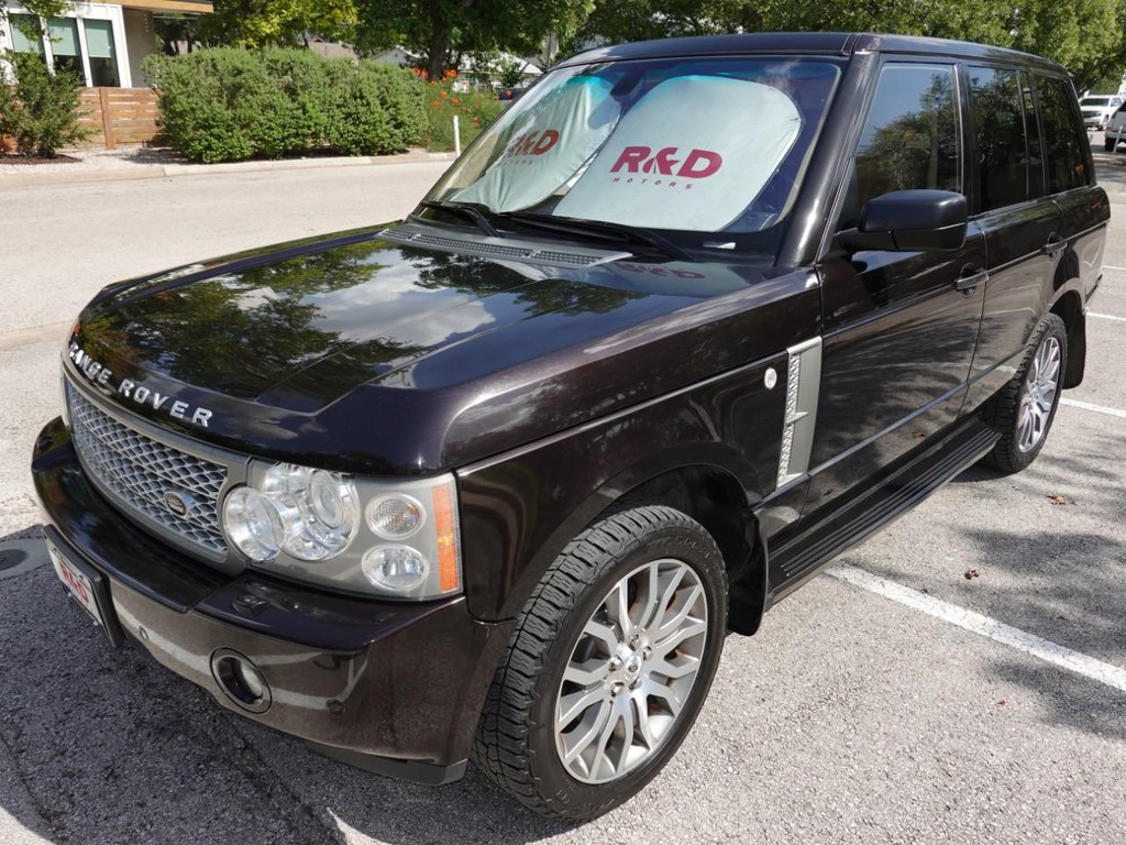 Land Rover Range Rover Vehicle Full-screen Gallery Image 03