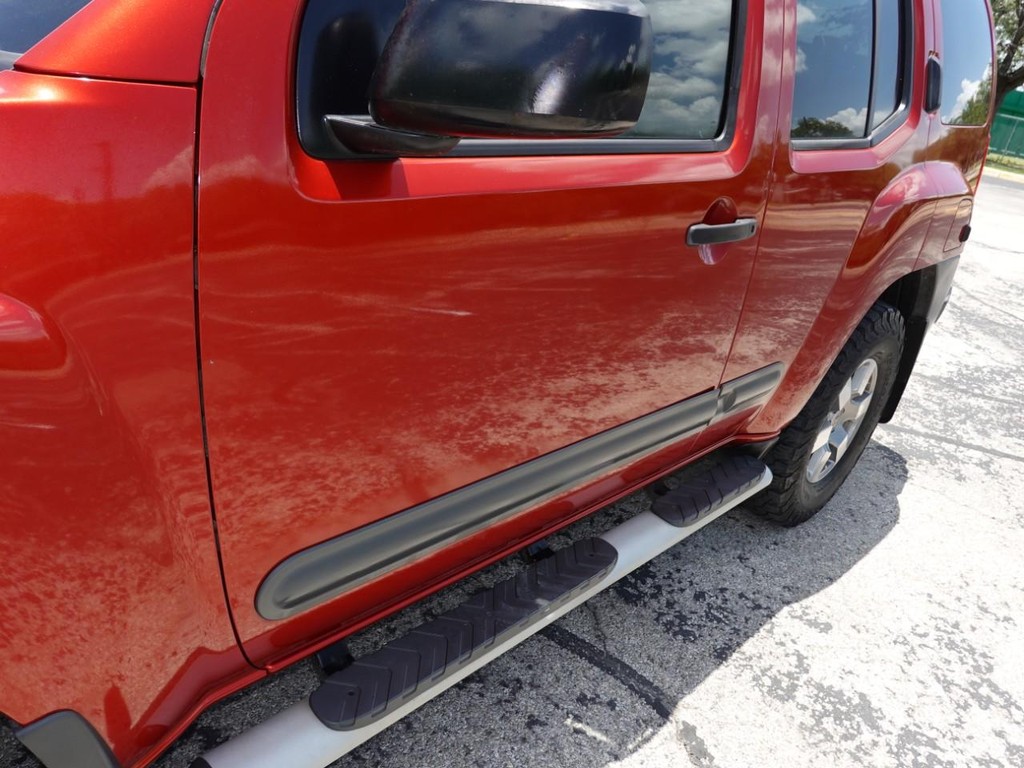 Nissan Xterra Vehicle Full-screen Gallery Image 10