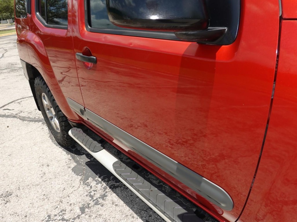 Nissan Xterra Vehicle Full-screen Gallery Image 11