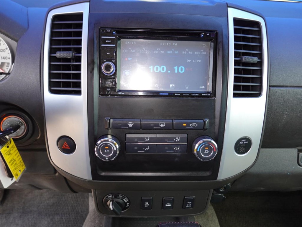 Nissan Xterra Vehicle Full-screen Gallery Image 13