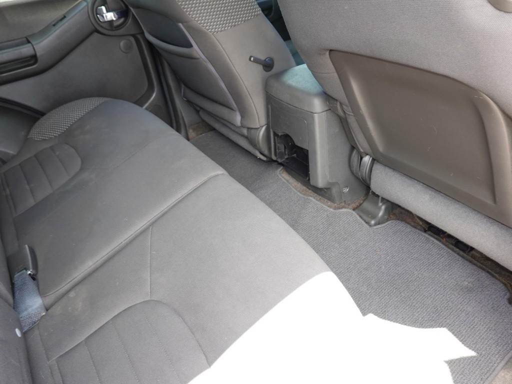 Nissan Xterra Vehicle Full-screen Gallery Image 22