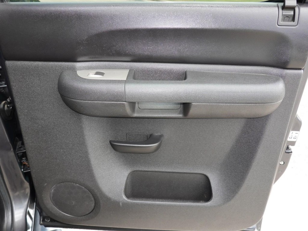 Chevrolet Silverado 1500 Vehicle Full-screen Gallery Image 25