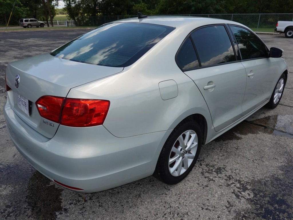 2011 Volkswagen Jetta SE photo 6