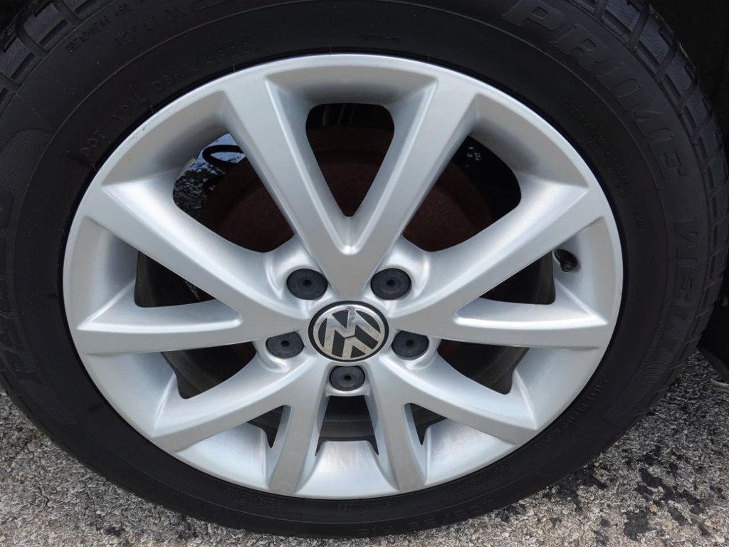 2011 Volkswagen Jetta SE photo 7