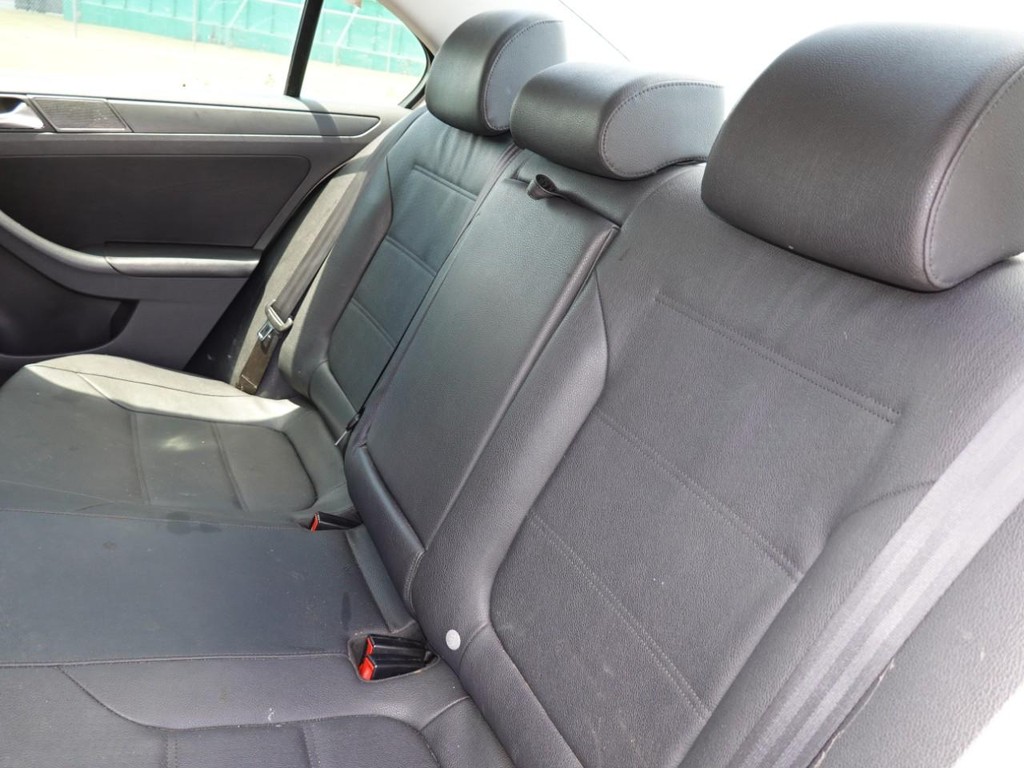 2011 Volkswagen Jetta SE photo 15