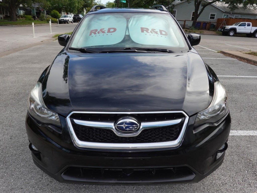 2014 Subaru Crosstrek Limited photo 2