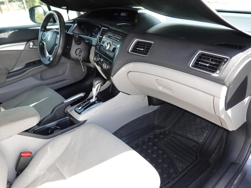 Honda Civic Sedan Vehicle Full-screen Gallery Image 22