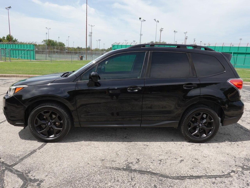 2018 Subaru Forester Premium photo 4