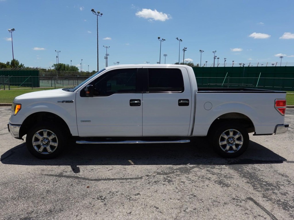 2013 Ford F-150 XLT photo 4