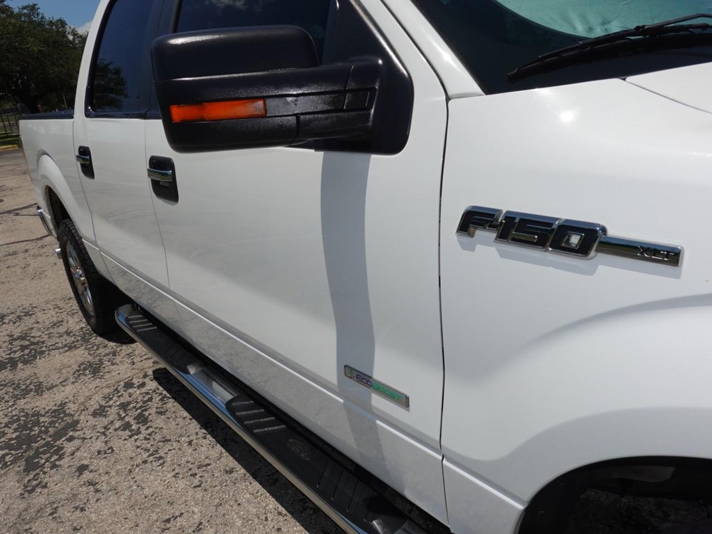 2013 Ford F-150 XLT photo 12