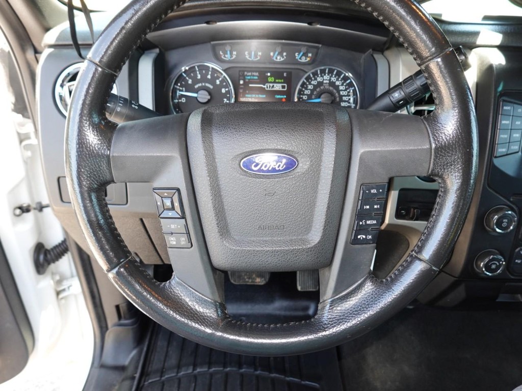 2013 Ford F-150 XLT photo 14