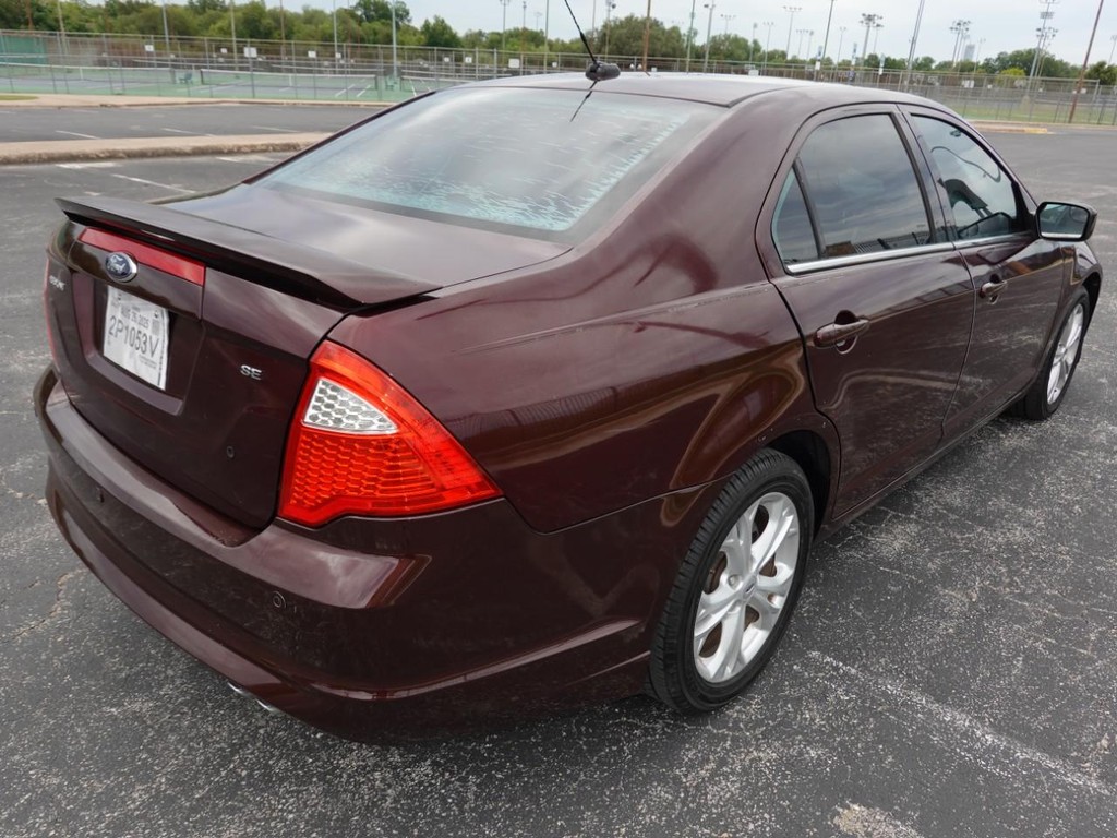 2012 Ford Fusion SE photo 7