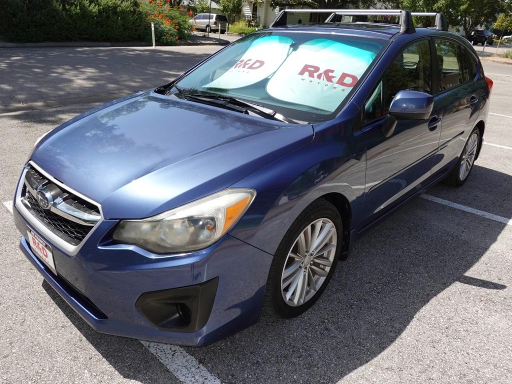2012 Subaru Impreza 2.0i Premium photo 3