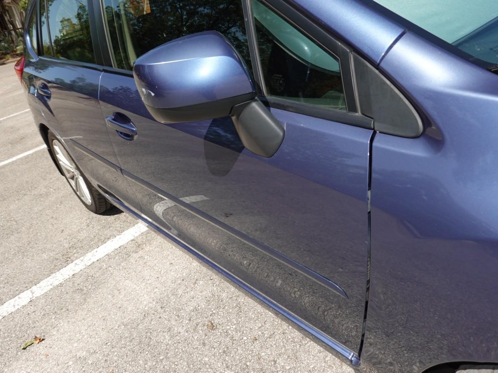 2012 Subaru Impreza 2.0i Premium photo 11