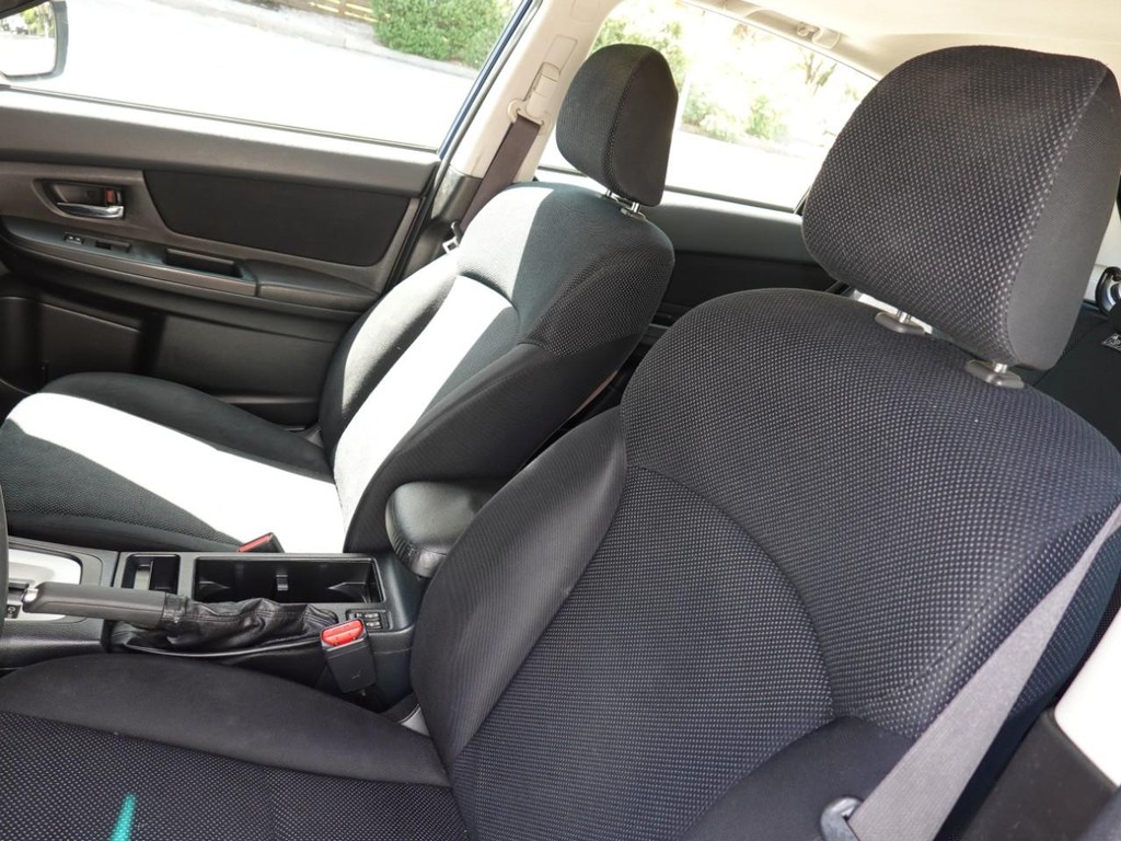 2012 Subaru Impreza 2.0i Premium photo 14