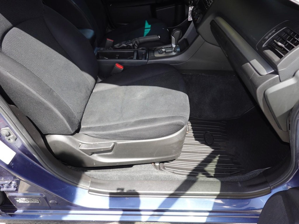 2012 Subaru Impreza 2.0i Premium photo 21