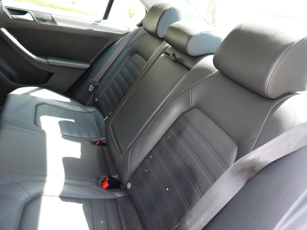 2014 Volkswagen Jetta SEL photo 19