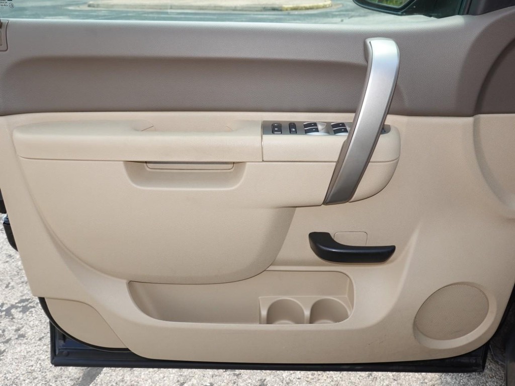 2013 Chevrolet Silverado 1500 LT photo 18