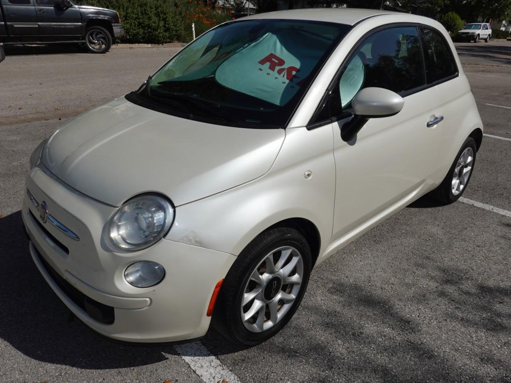 2017 Fiat 500 Pop photo 3