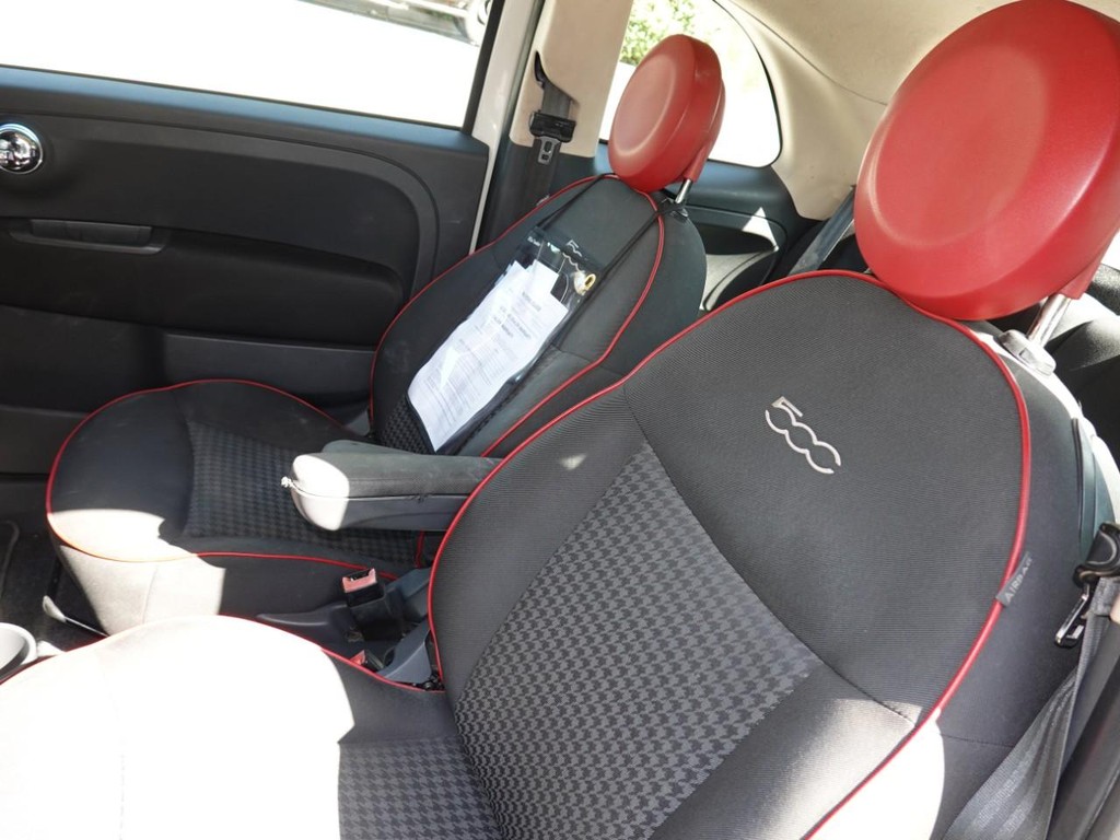 2017 Fiat 500 Pop photo 13