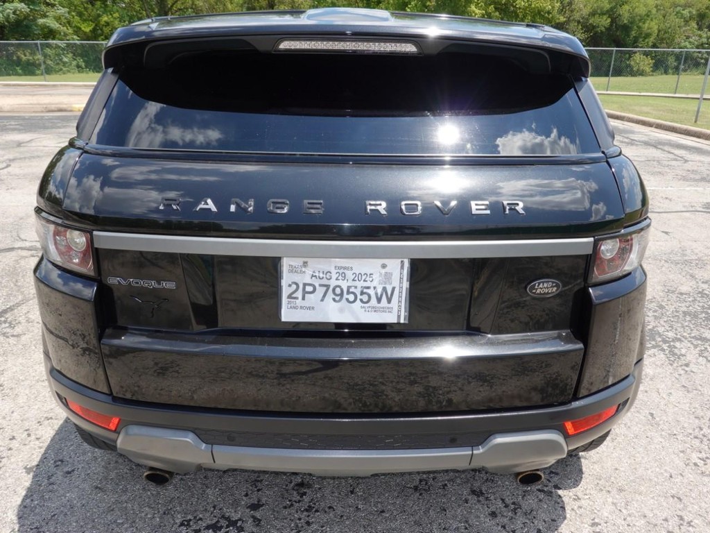 2013 Land Rover Range Rover Evoque Pure Plus photo 6