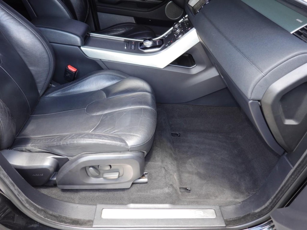 2013 Land Rover Range Rover Evoque Pure Plus photo 22