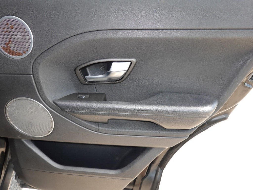 2013 Land Rover Range Rover Evoque Pure Plus photo 25