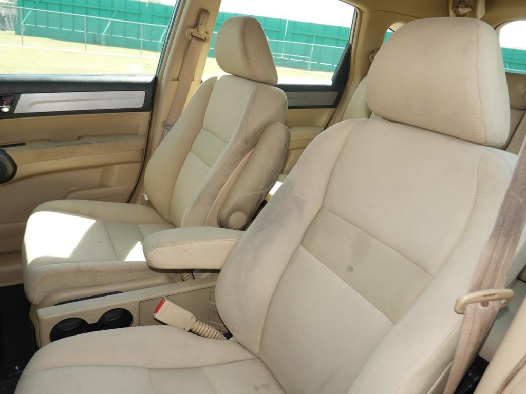 2011 Honda CR-V LX photo 12