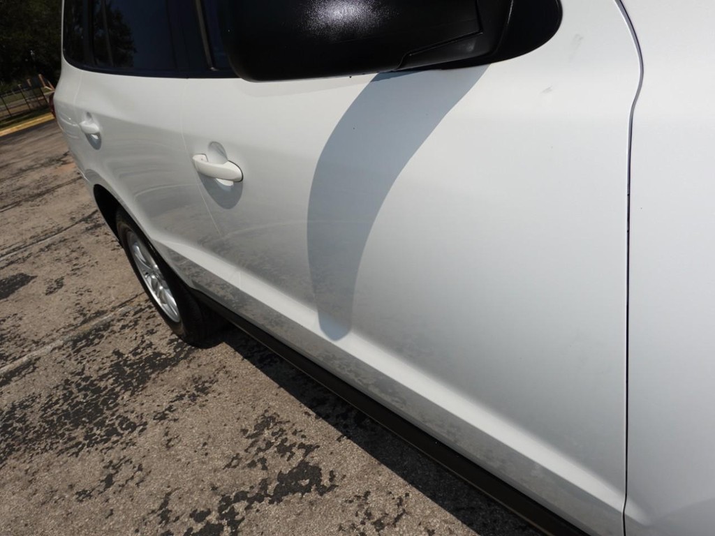 2010 Hyundai Santa Fe GLS photo 11