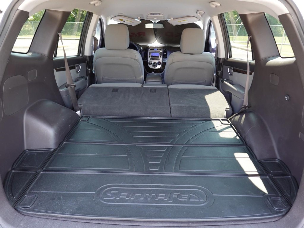 2010 Hyundai Santa Fe GLS photo 22
