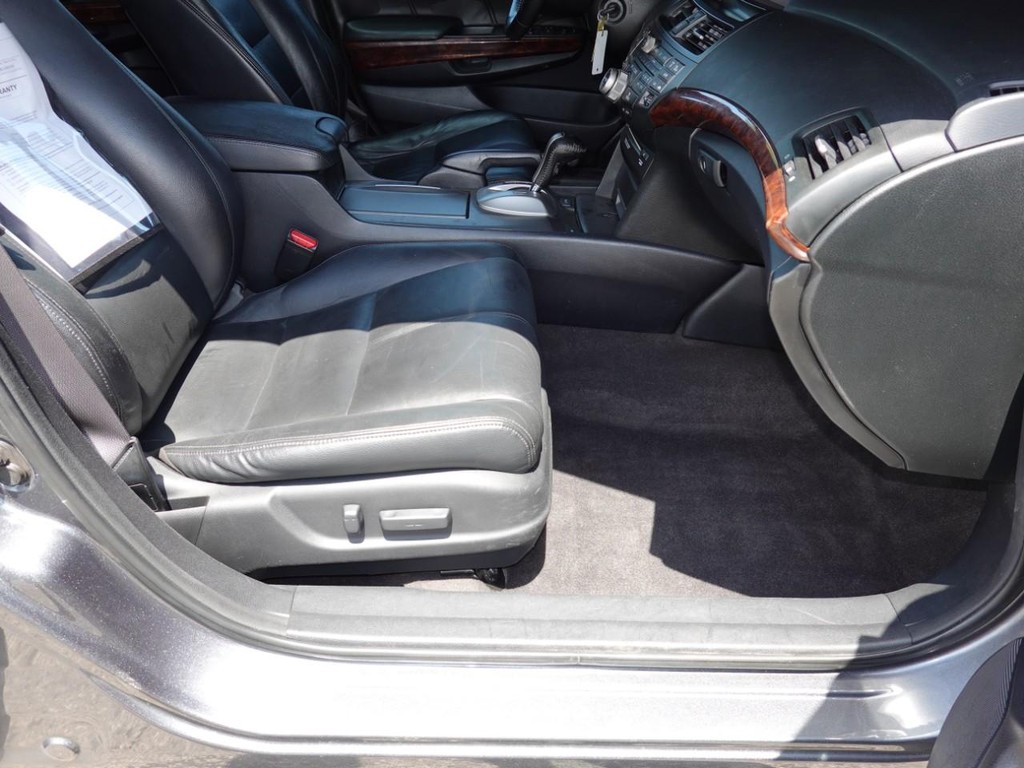 2012 Honda Crosstour EX-L V6 photo 24