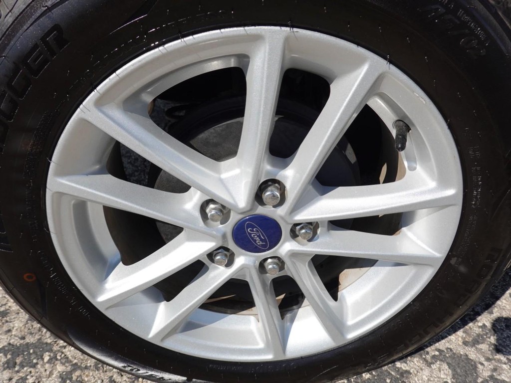 2018 Ford Focus SE photo 9