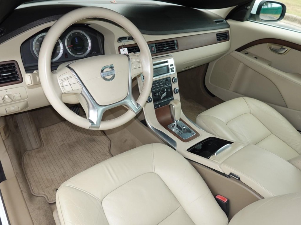 2011 Volvo S80 photo 17