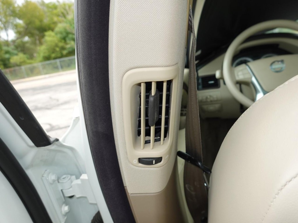 2011 Volvo S80 photo 19