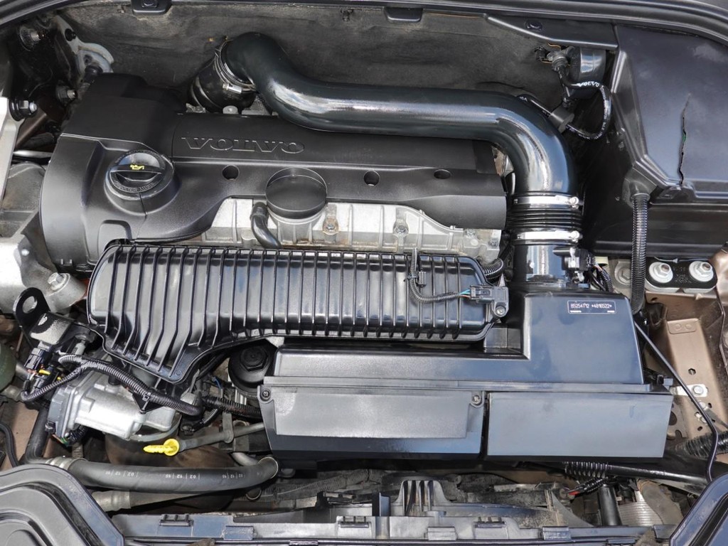 Volvo V60 Cross Country Vehicle Full-screen Gallery Image 30