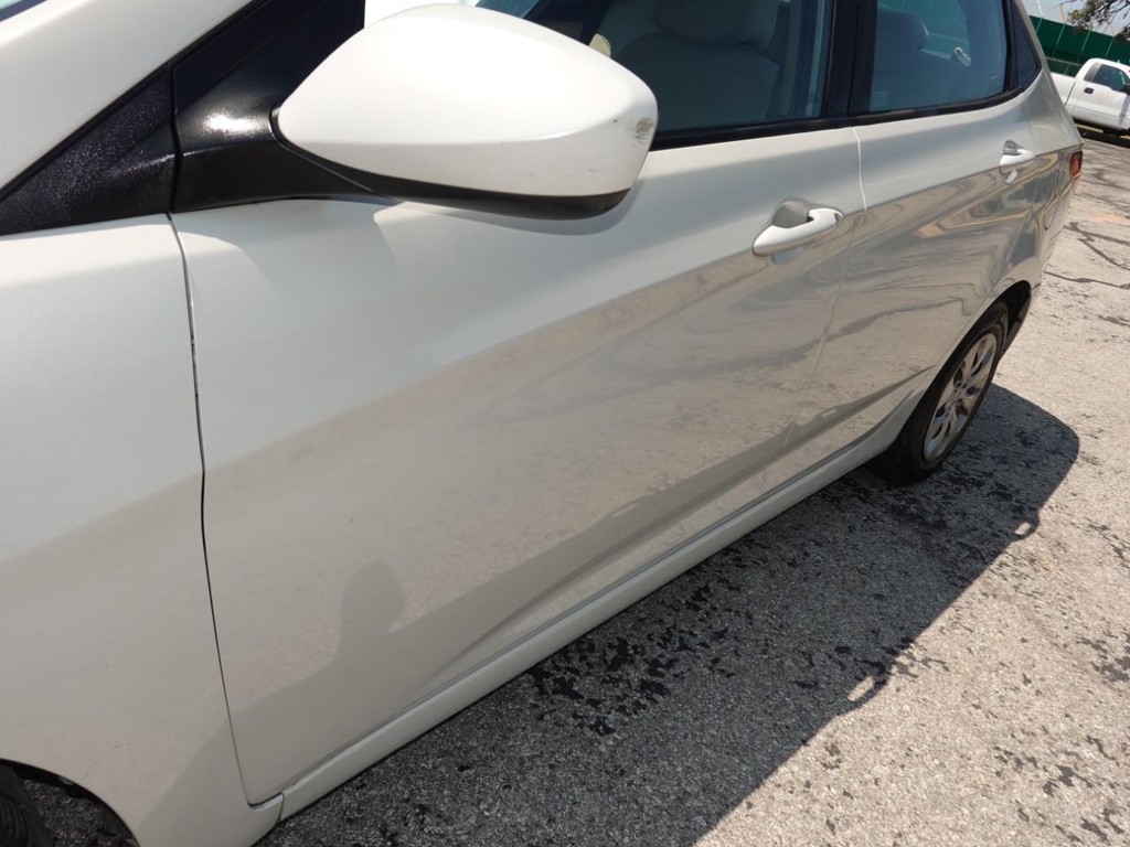 2016 Hyundai Accent SE photo 10