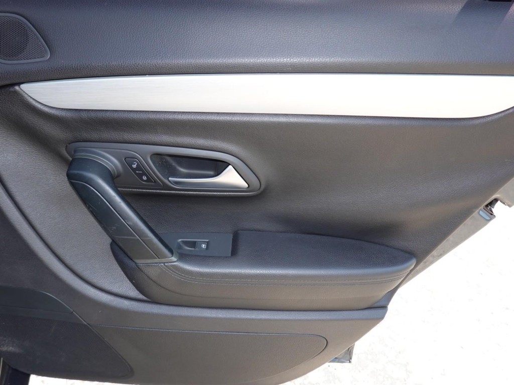 2015 Volkswagen CC Sport photo 21