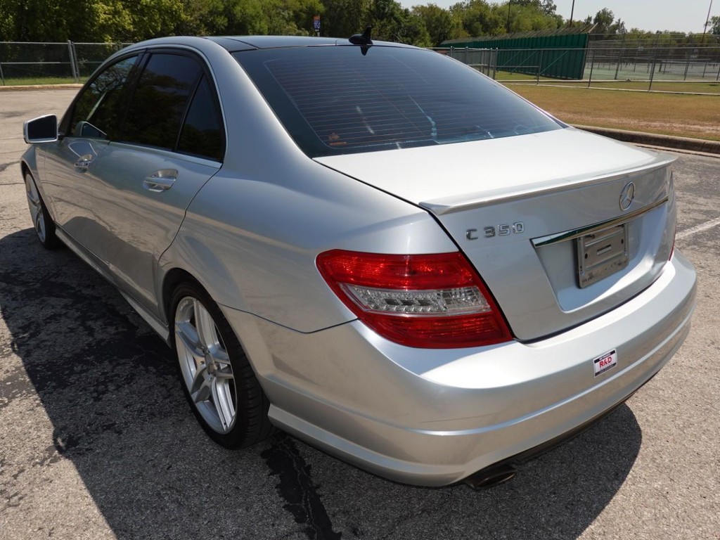 2010 Mercedes Benz C 350 Sport photo 4